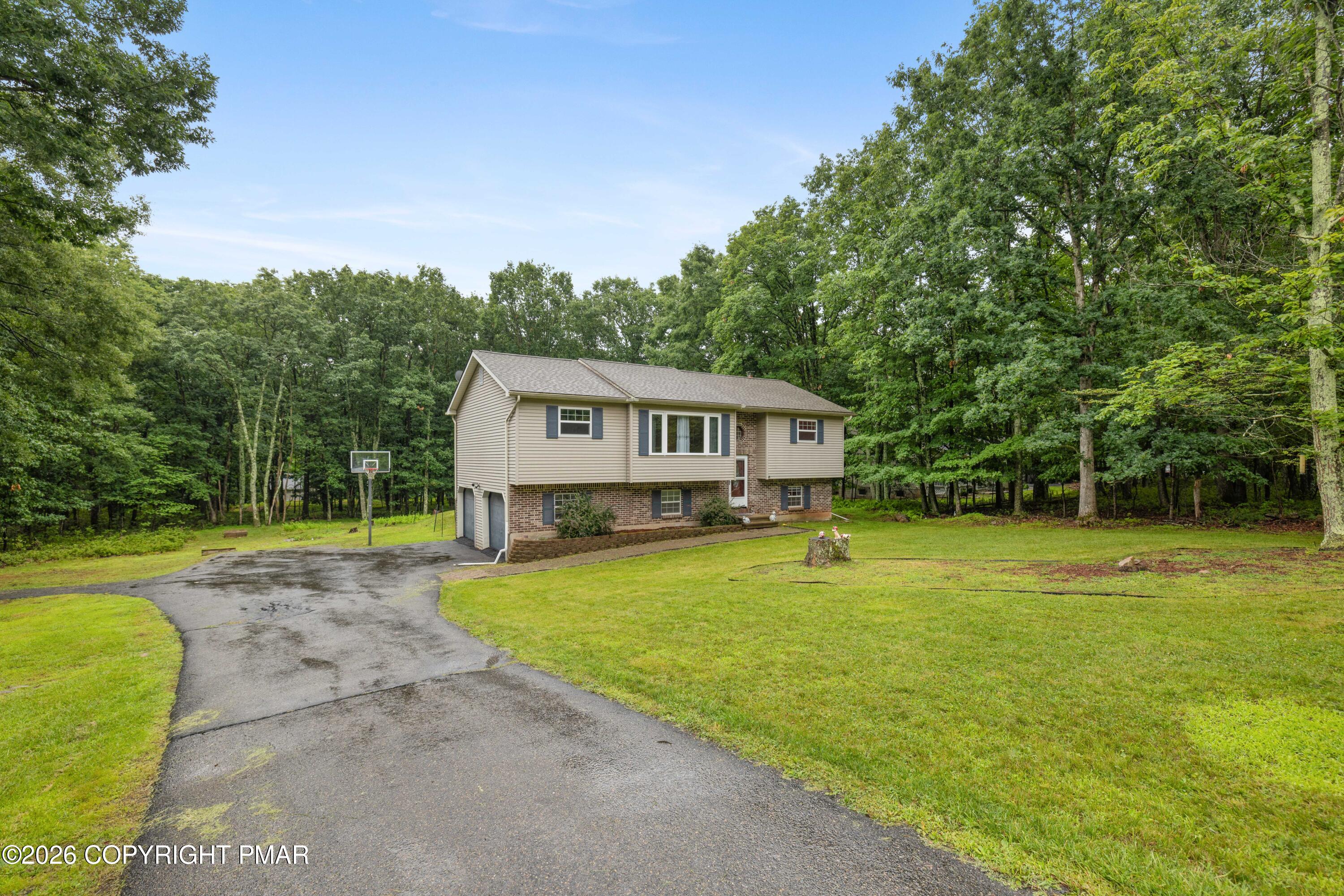 2210 S Rocky Mountain Drive Property Photo 3