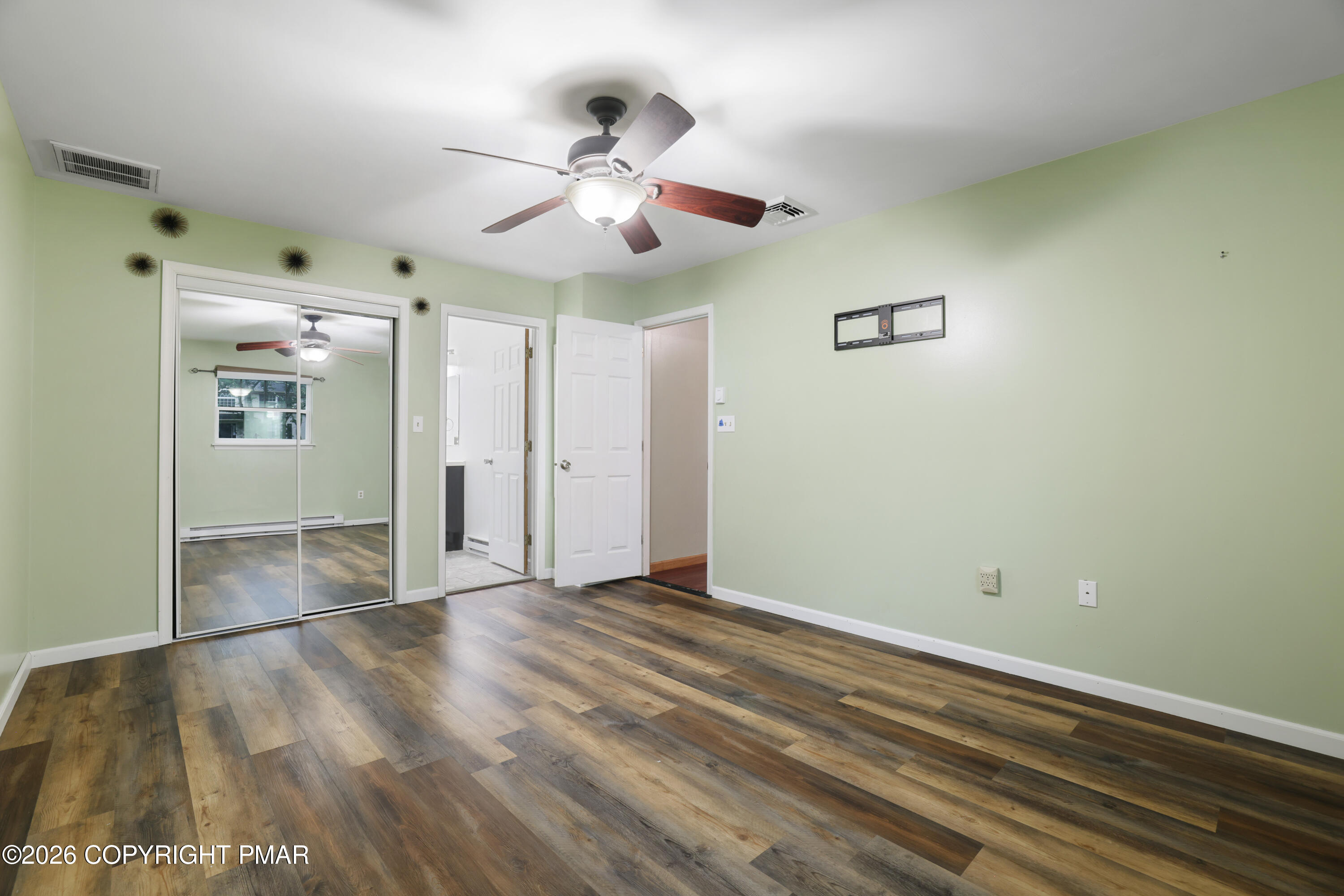 2210 S Rocky Mountain Drive Property Photo 12