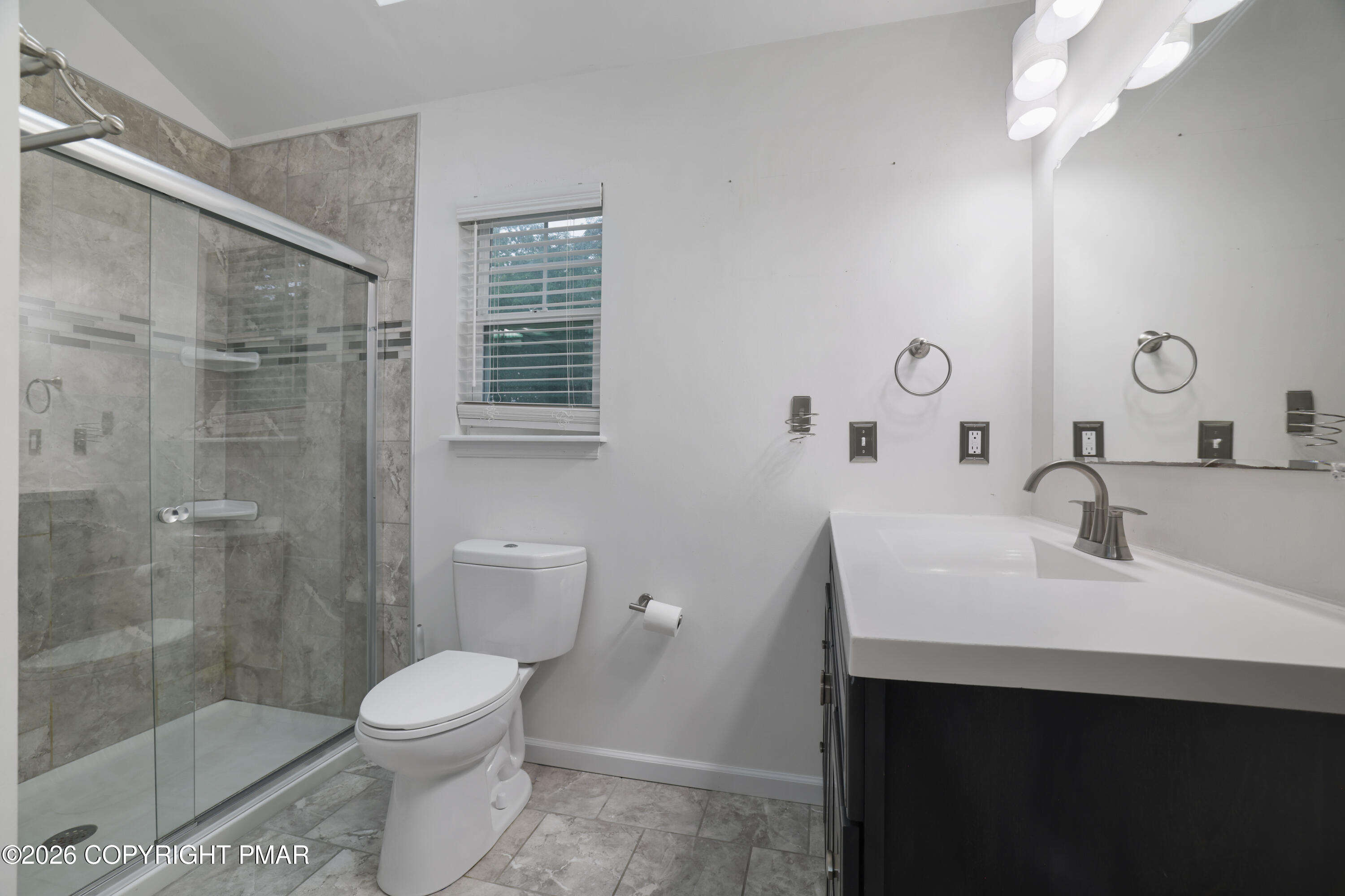 2210 S Rocky Mountain Drive Property Photo 14
