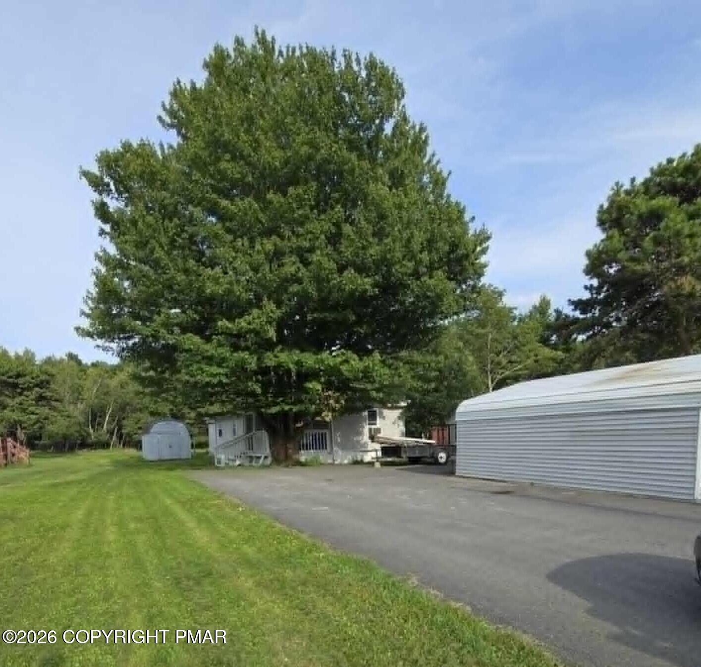 143 Moyer Road Property Photo 4