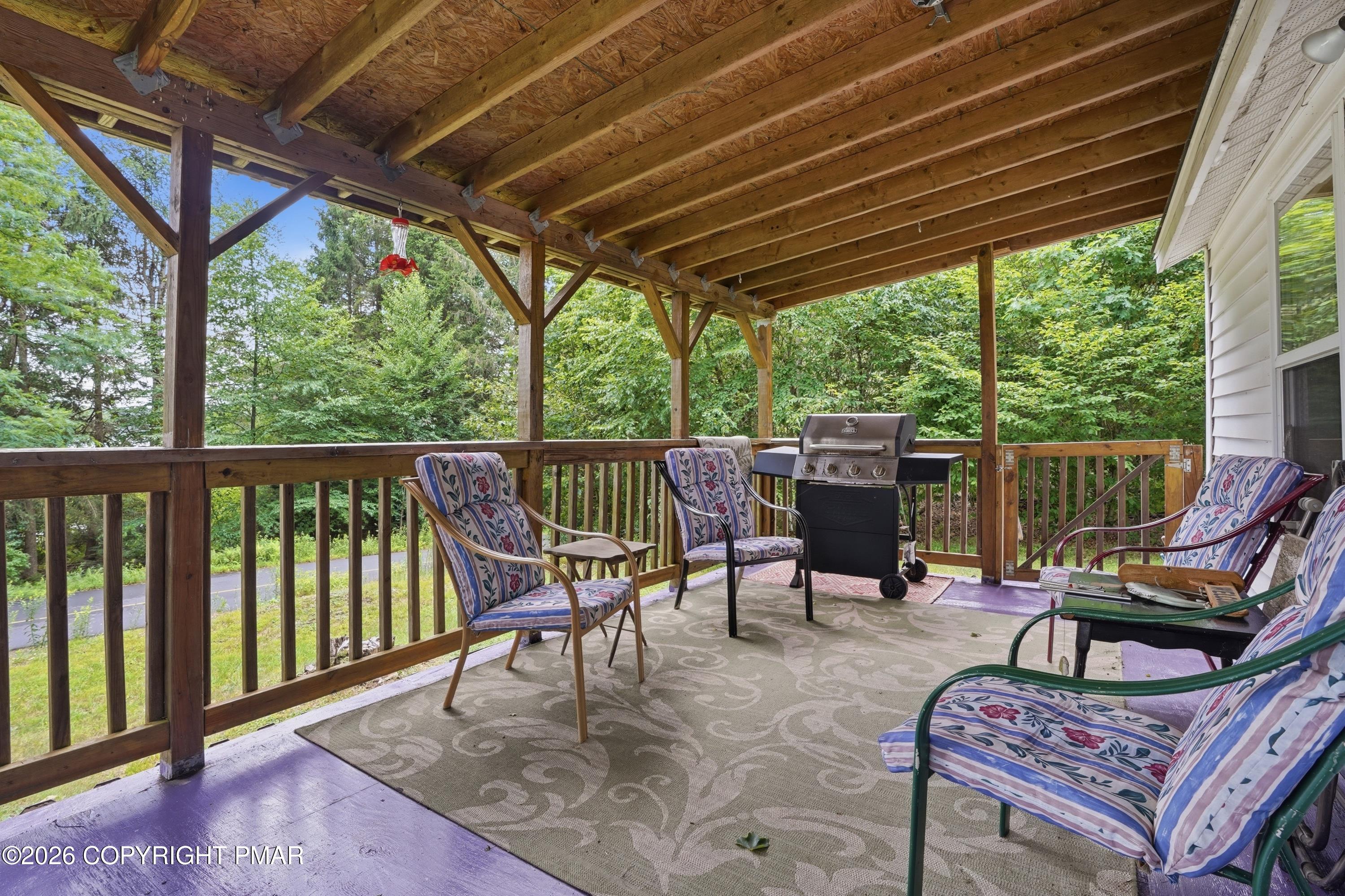216 North Shore Drive, 19-c-410 Property Photo 6