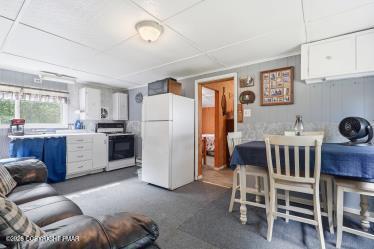 216 North Shore Drive, 19-c-410 Property Photo 12
