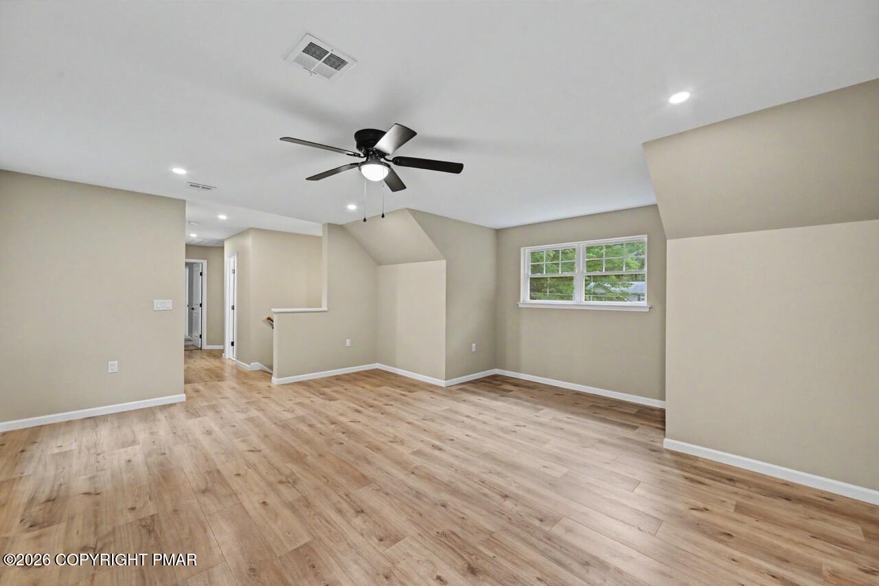 128 Gumwood Lane Property Photo 38