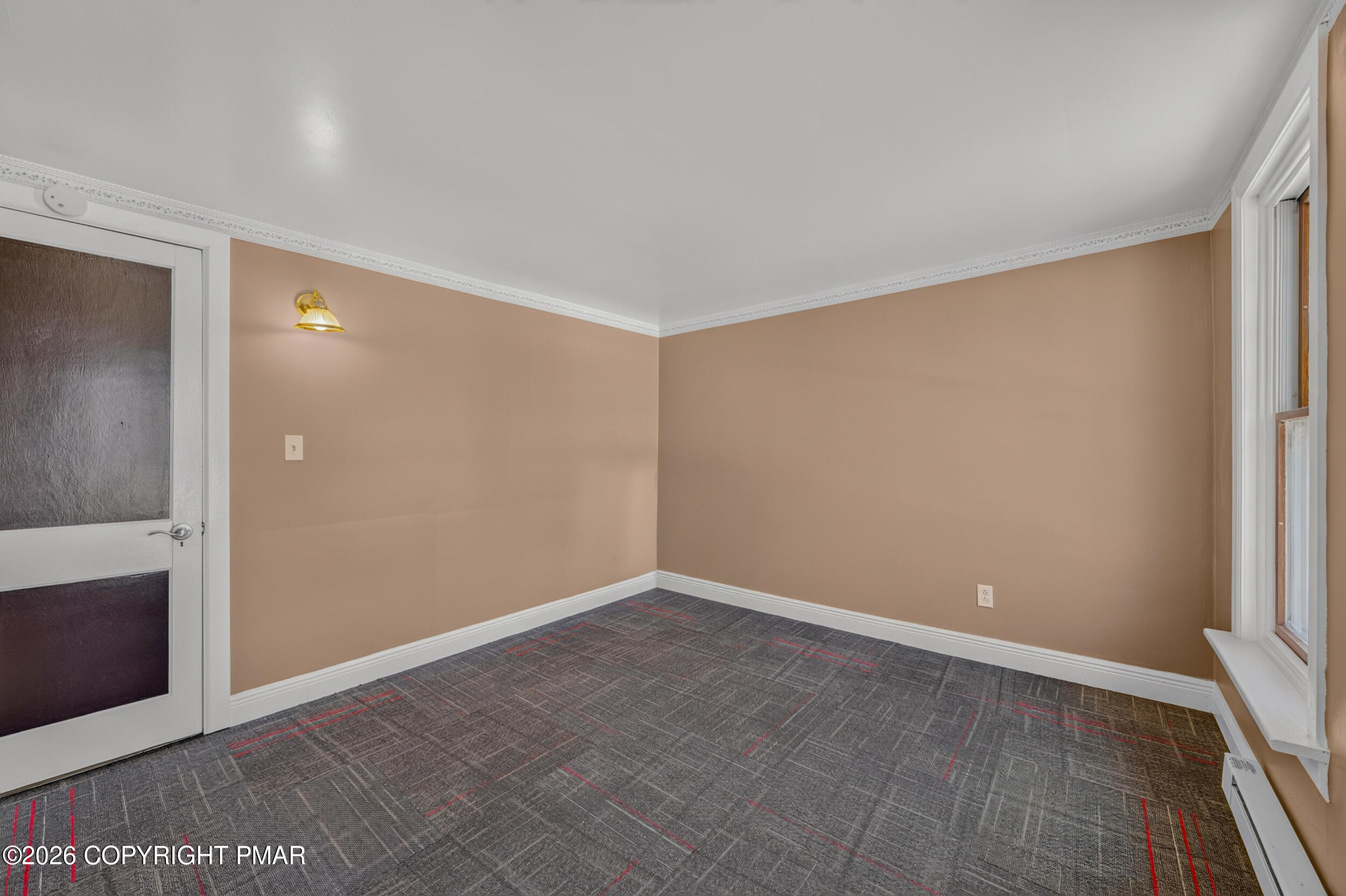325 E Fell Street Property Photo 16
