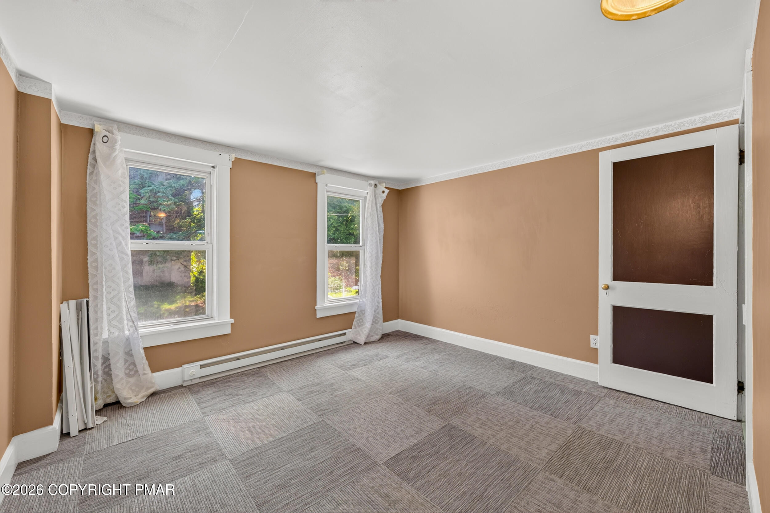 325 E Fell Street Property Photo 19