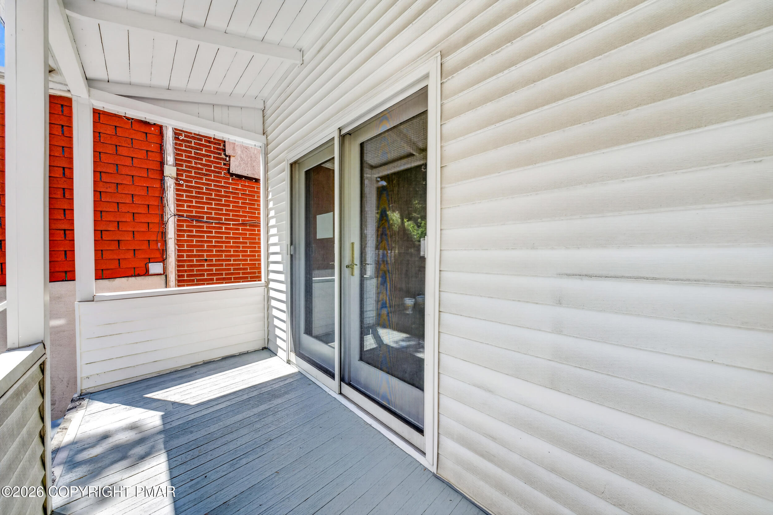 325 E Fell Street Property Photo 24
