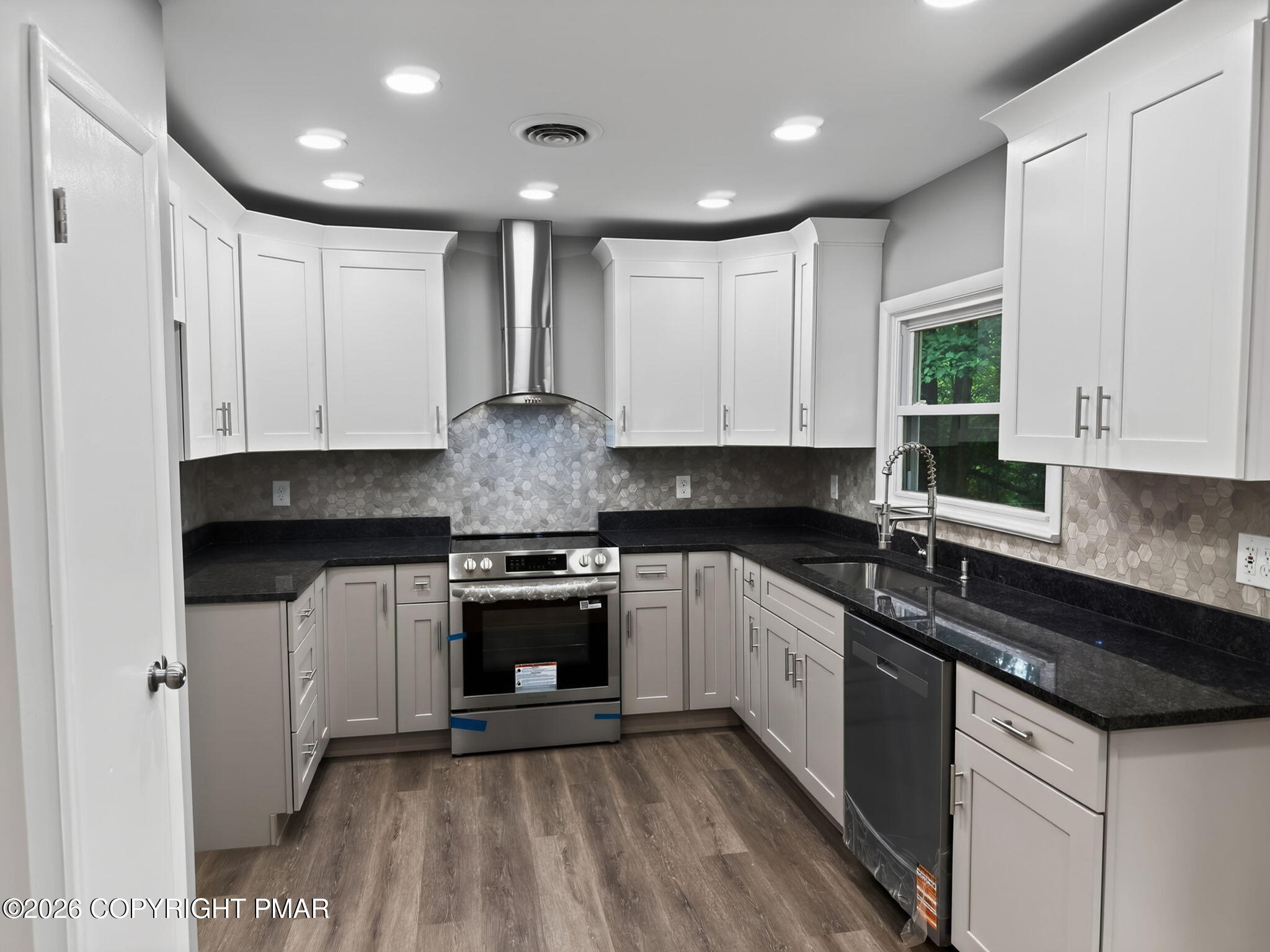 203 Ruth Street Property Photo 15