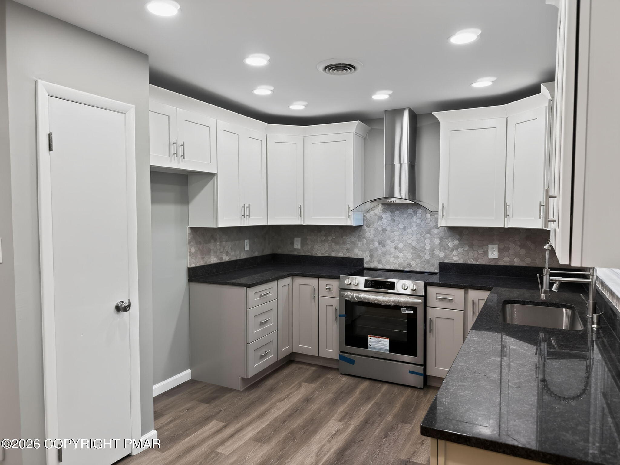 203 Ruth Street Property Photo 16