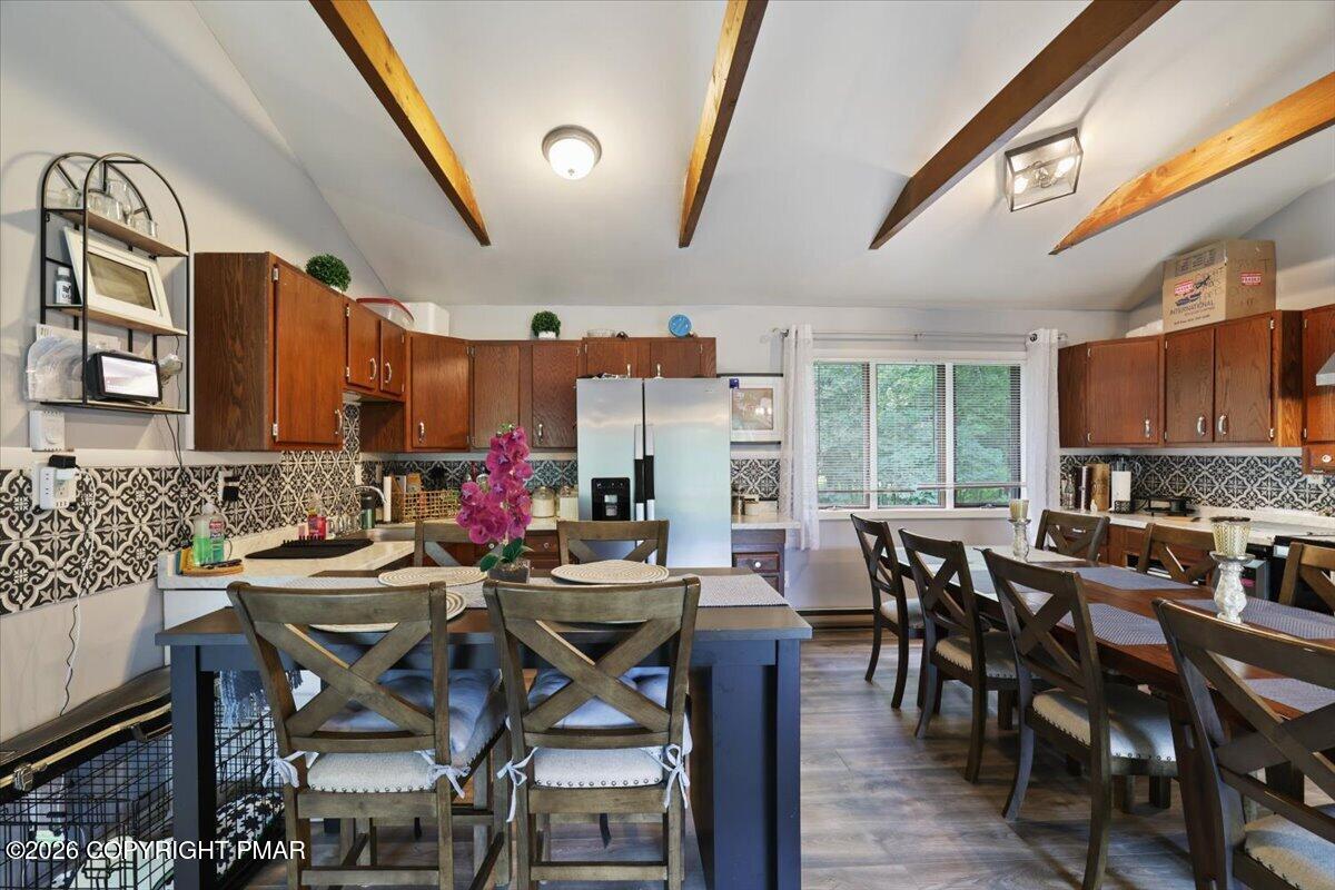 106 Cabin Court Property Photo 9