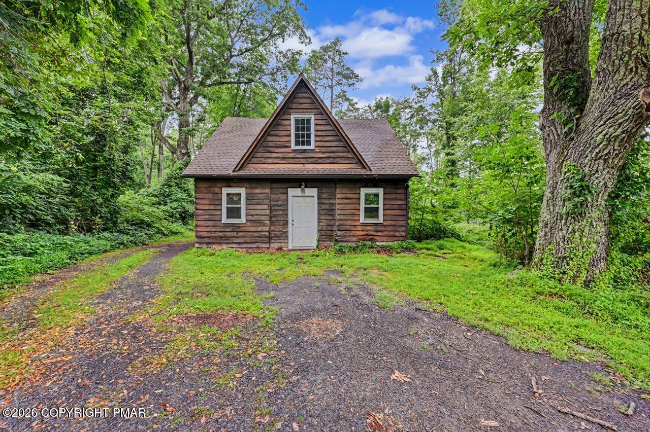 239 Meadowside Road Property Photo 3