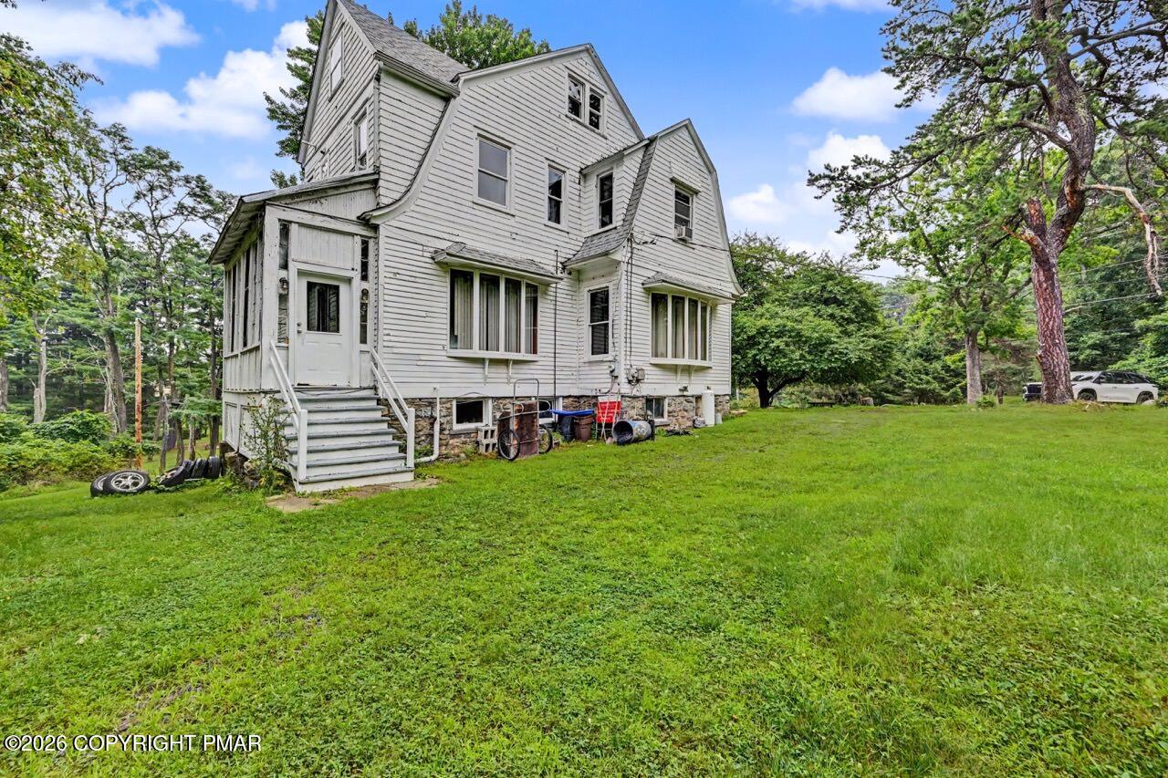 239 Meadowside Road Property Photo 6