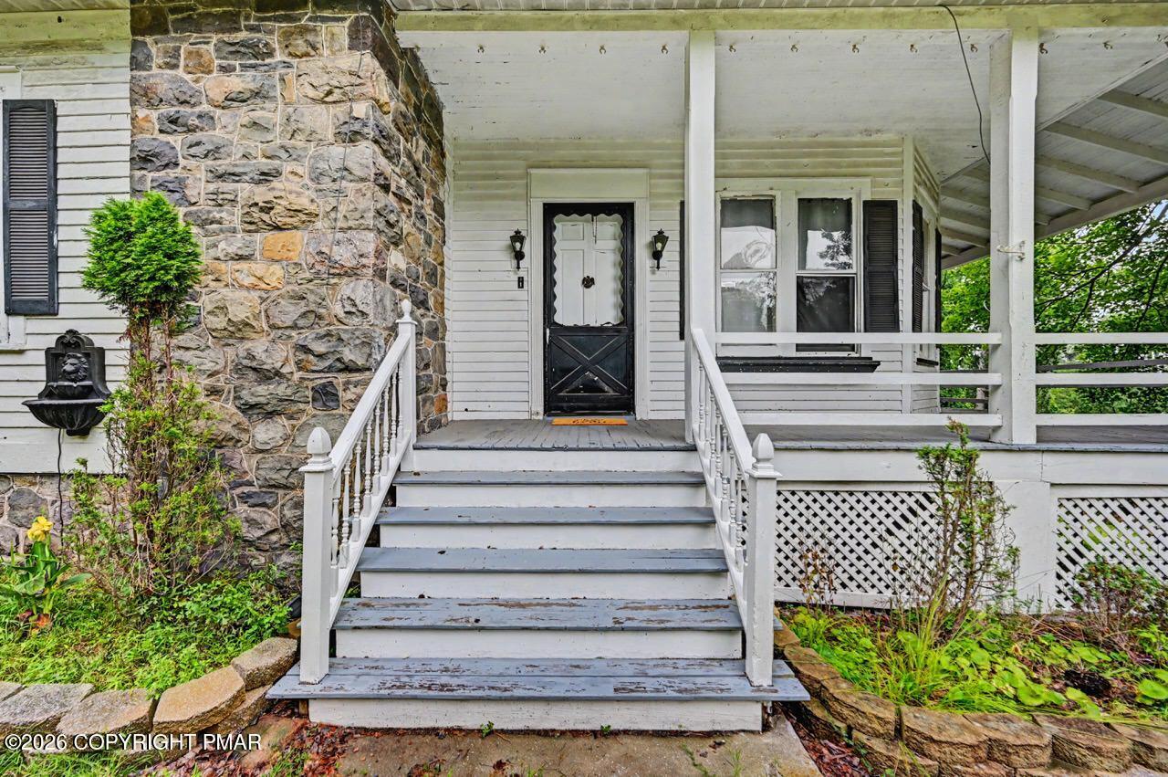 239 Meadowside Road Property Photo 7