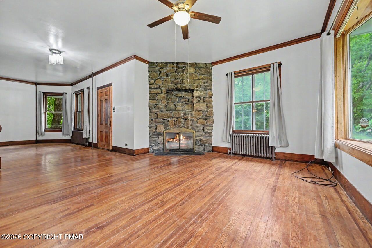 239 Meadowside Road Property Photo 9