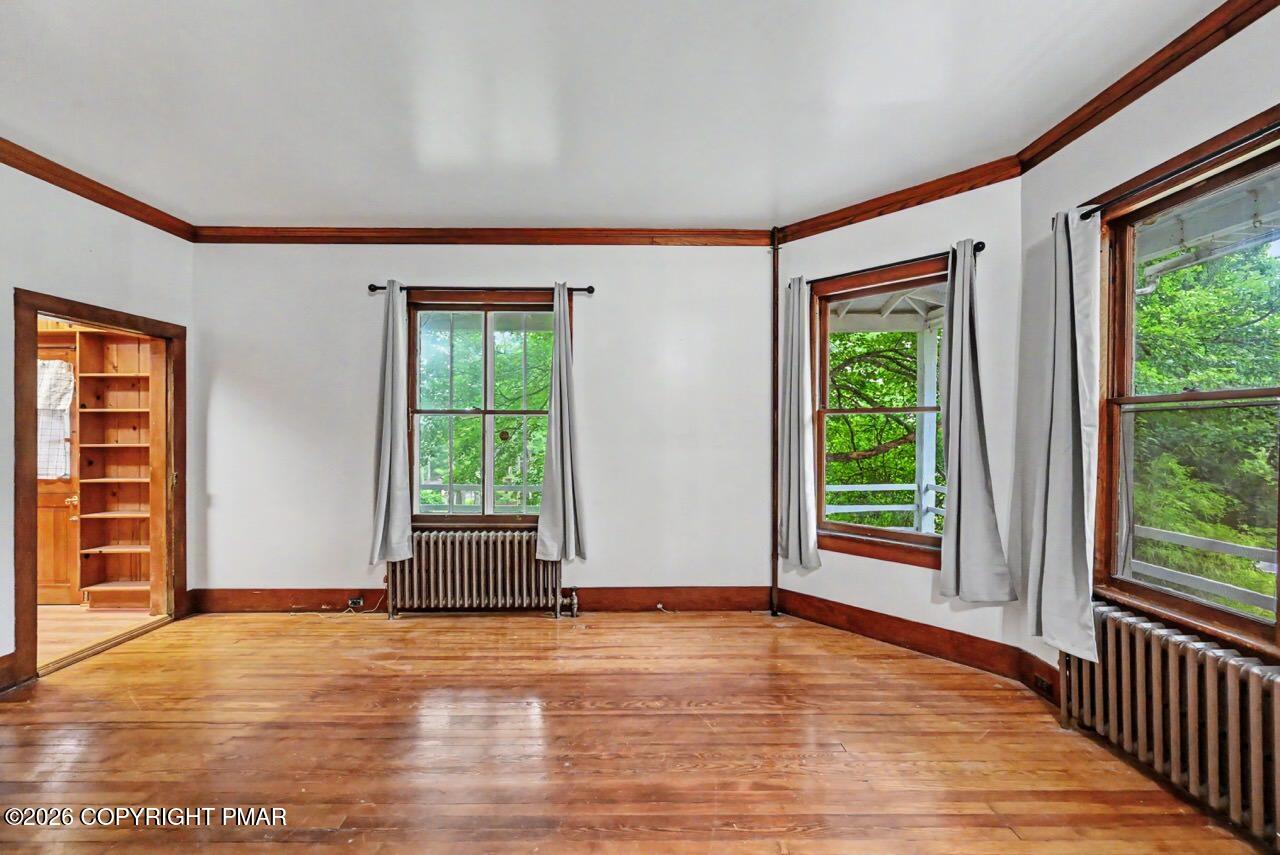 239 Meadowside Road Property Photo 16