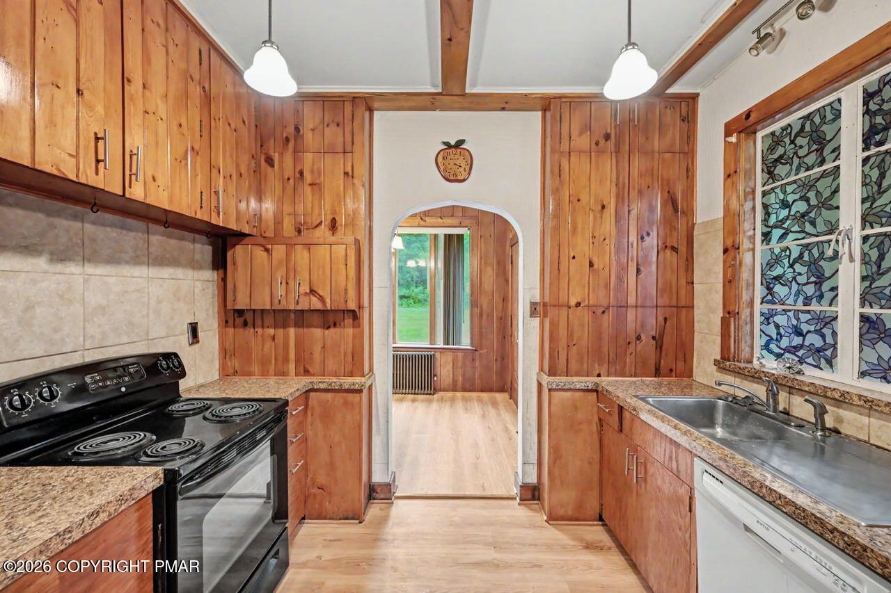 239 Meadowside Road Property Photo 21