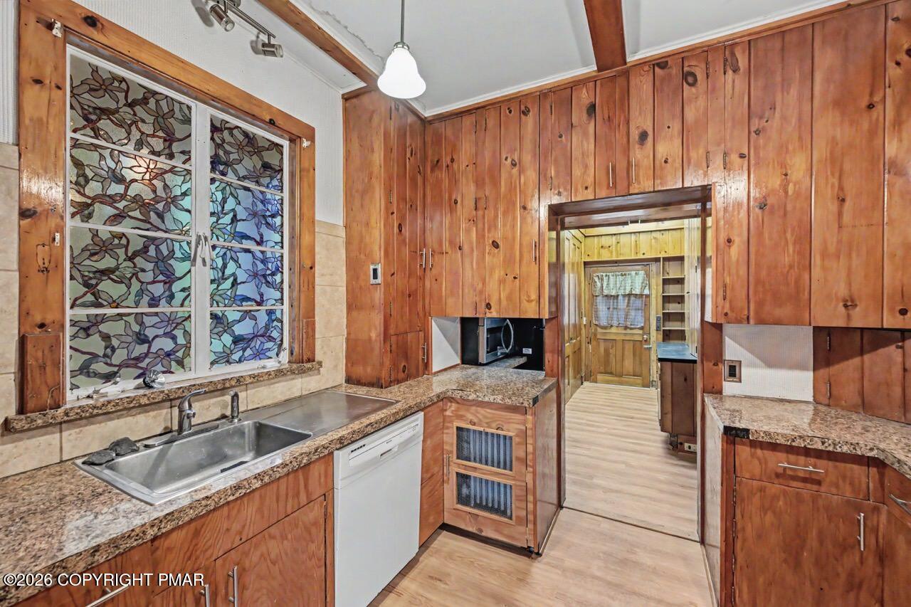 239 Meadowside Road Property Photo 23