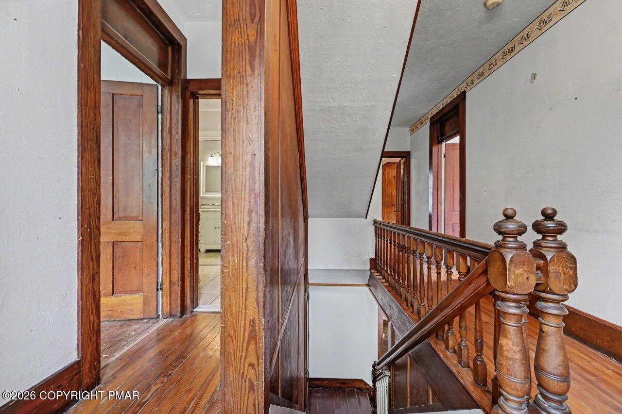 239 Meadowside Road Property Photo 29