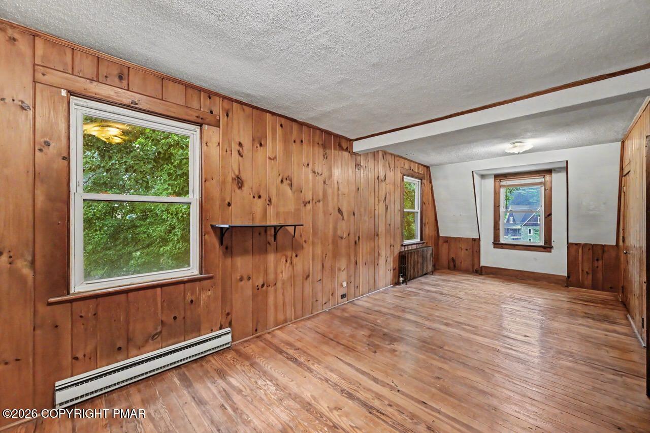 239 Meadowside Road Property Photo 33