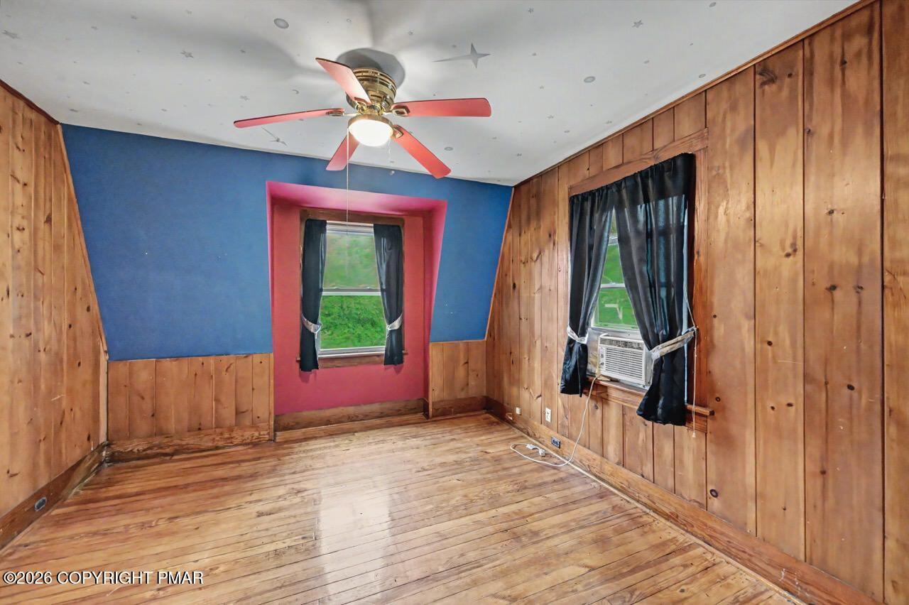 239 Meadowside Road Property Photo 38