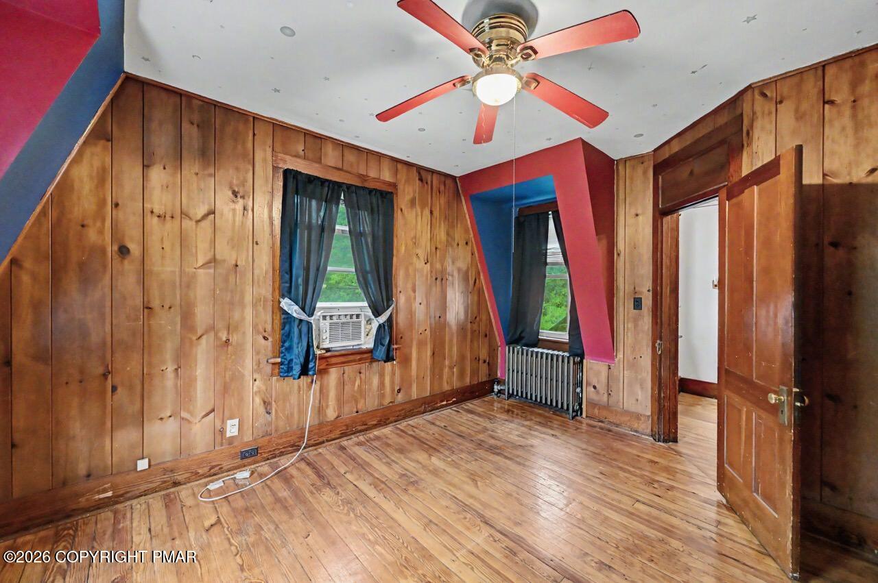 239 Meadowside Road Property Photo 39