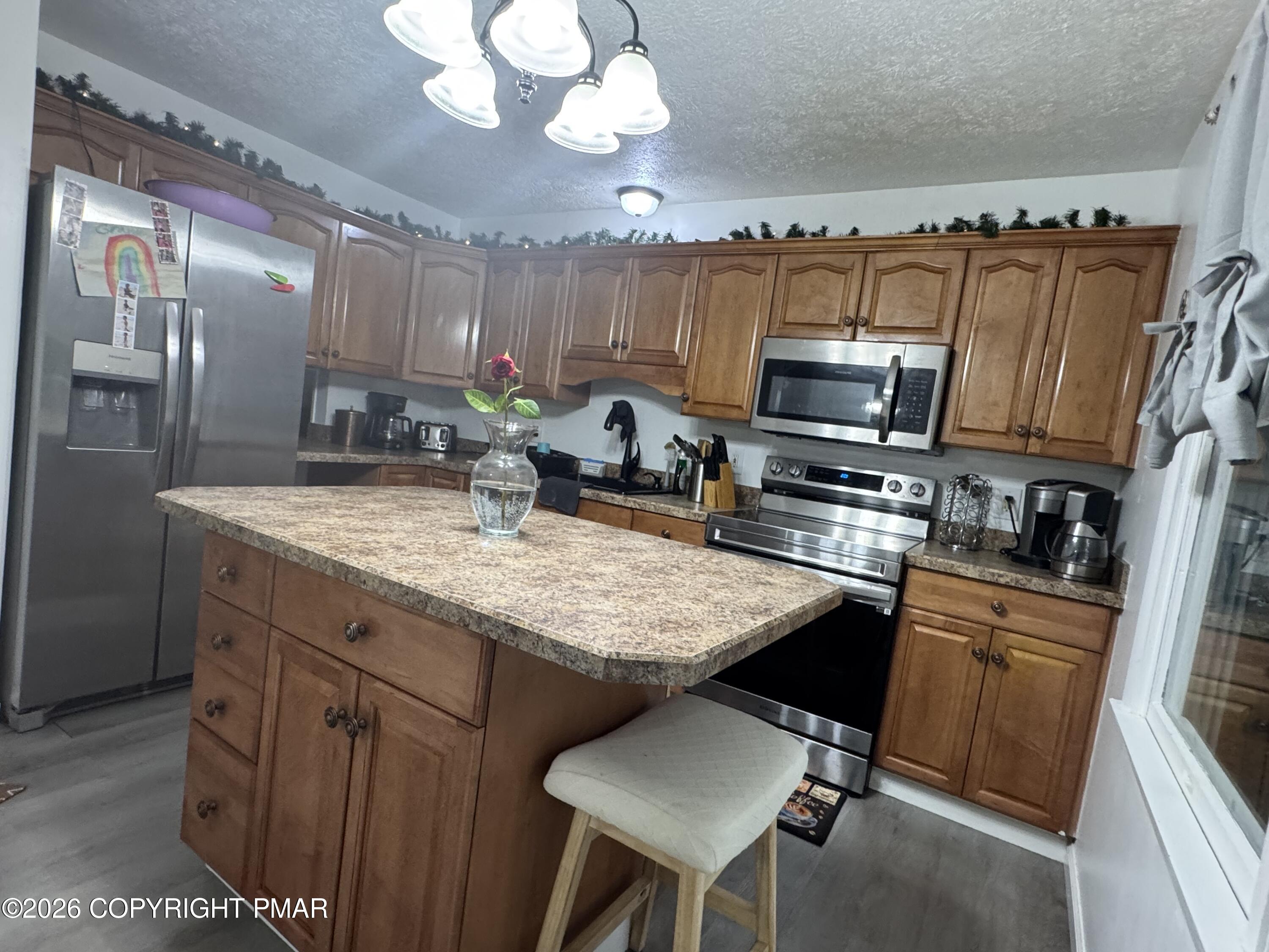 33 Seneca Road Property Photo 11