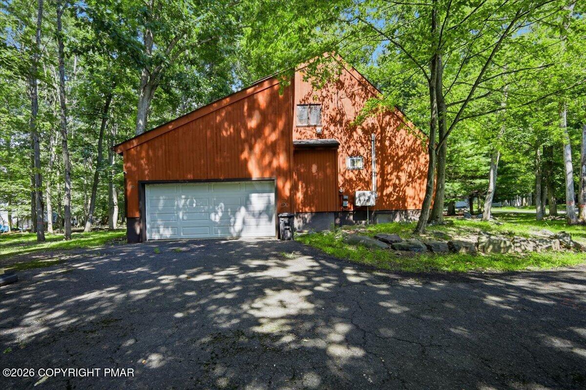 328 Fernwood Drive Property Photo 7