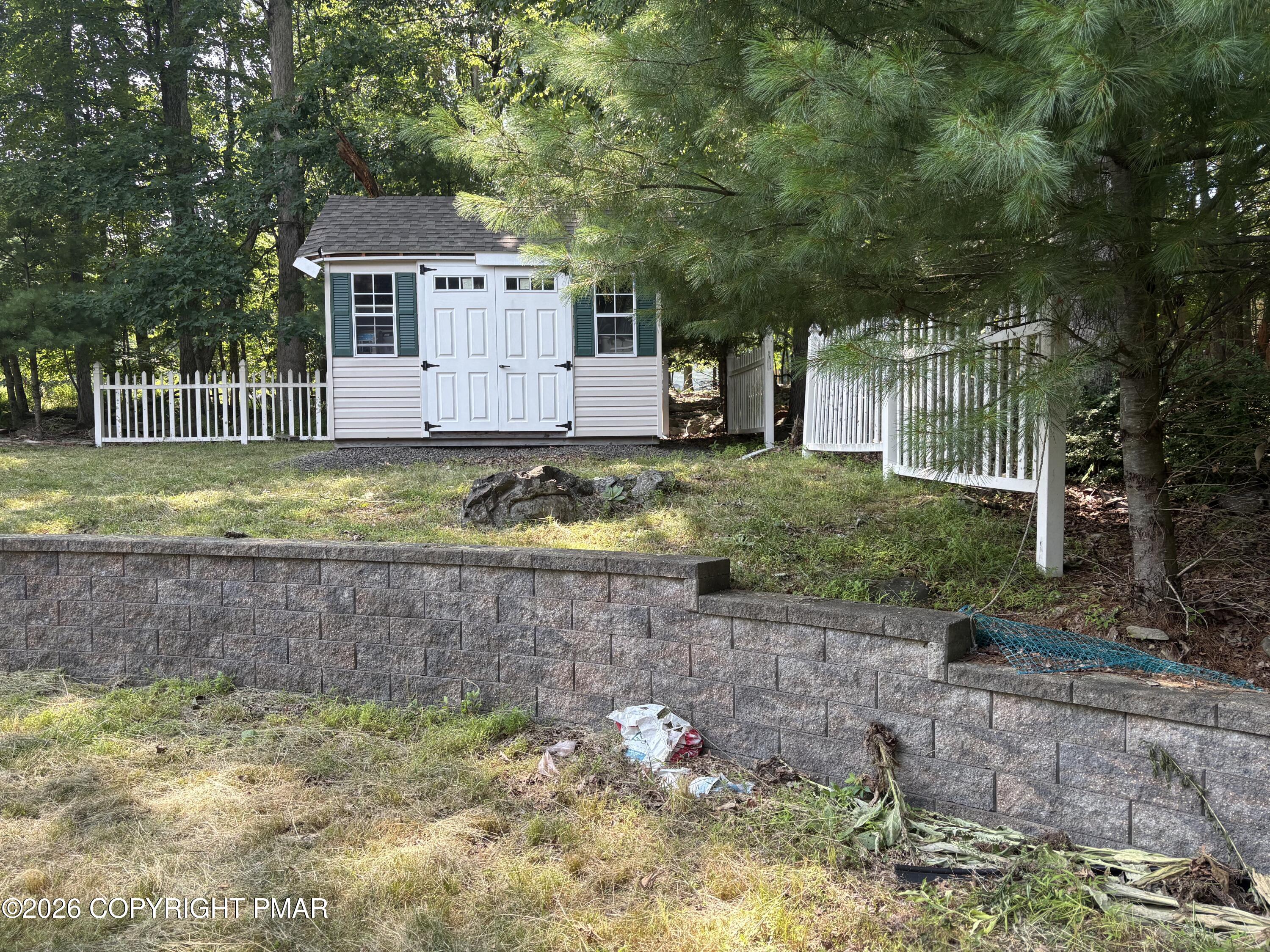 174 Pasquin Drive Property Photo 3