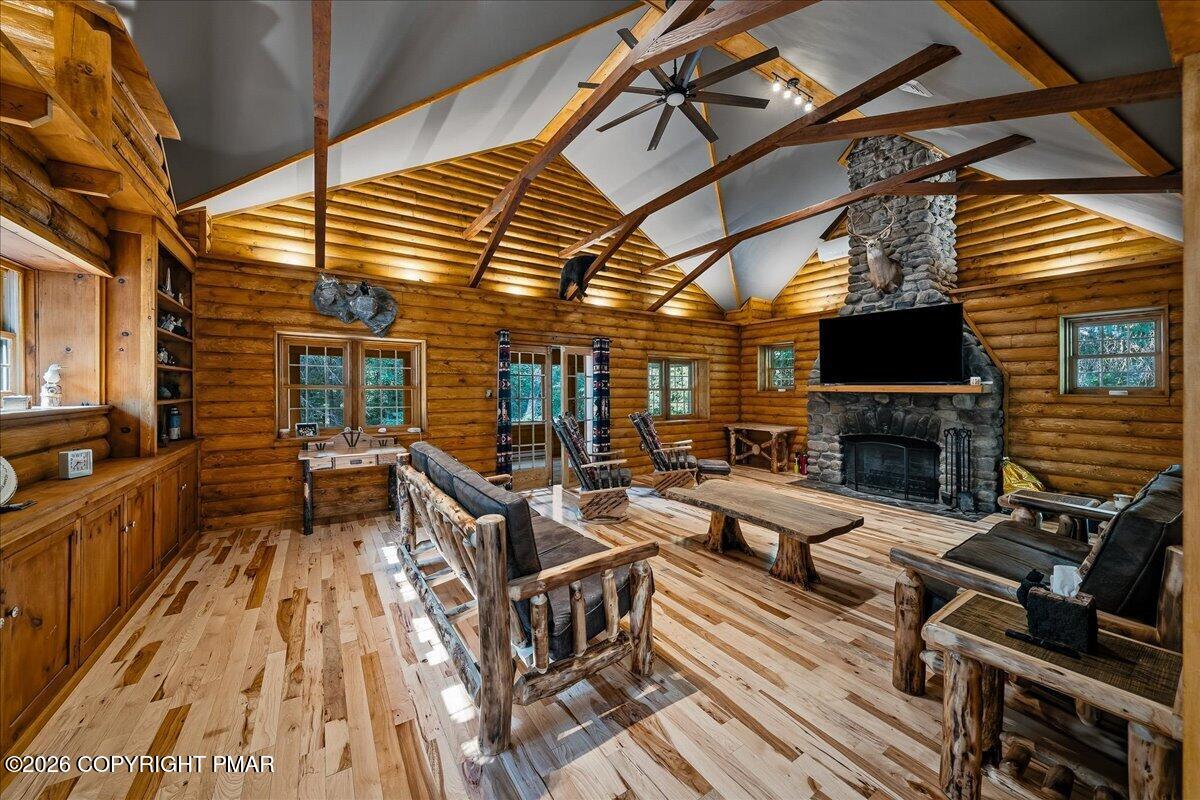 360 Babbling Brook Road Property Photo 3