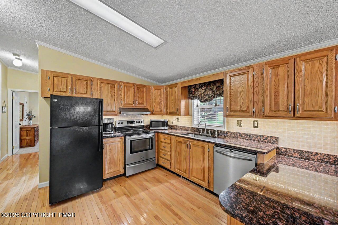 160 Ginsburg Circle Property Photo 21