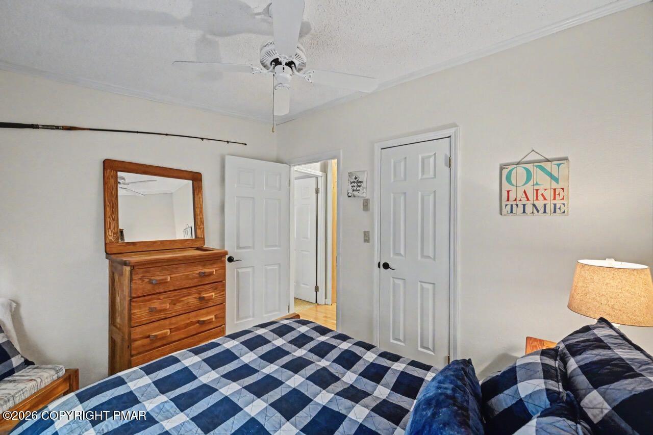 160 Ginsburg Circle Property Photo 36