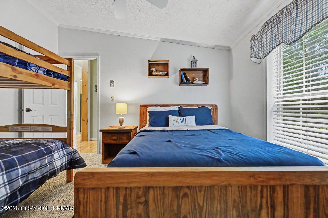 160 Ginsburg Circle Property Photo 42