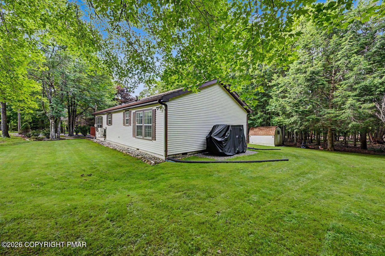 160 Ginsburg Circle Property Photo 47