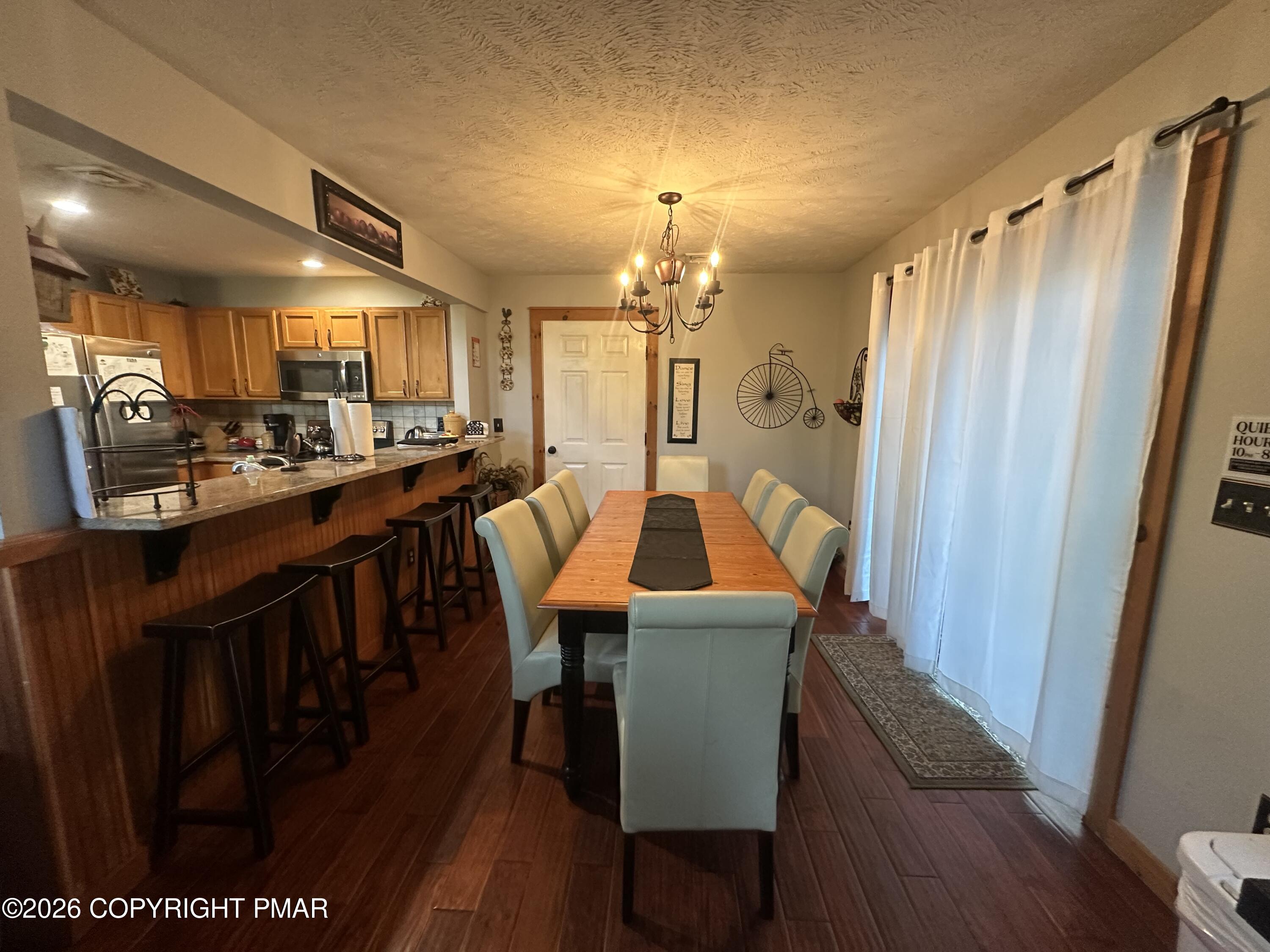 2210 Camelback Drive Property Photo 9