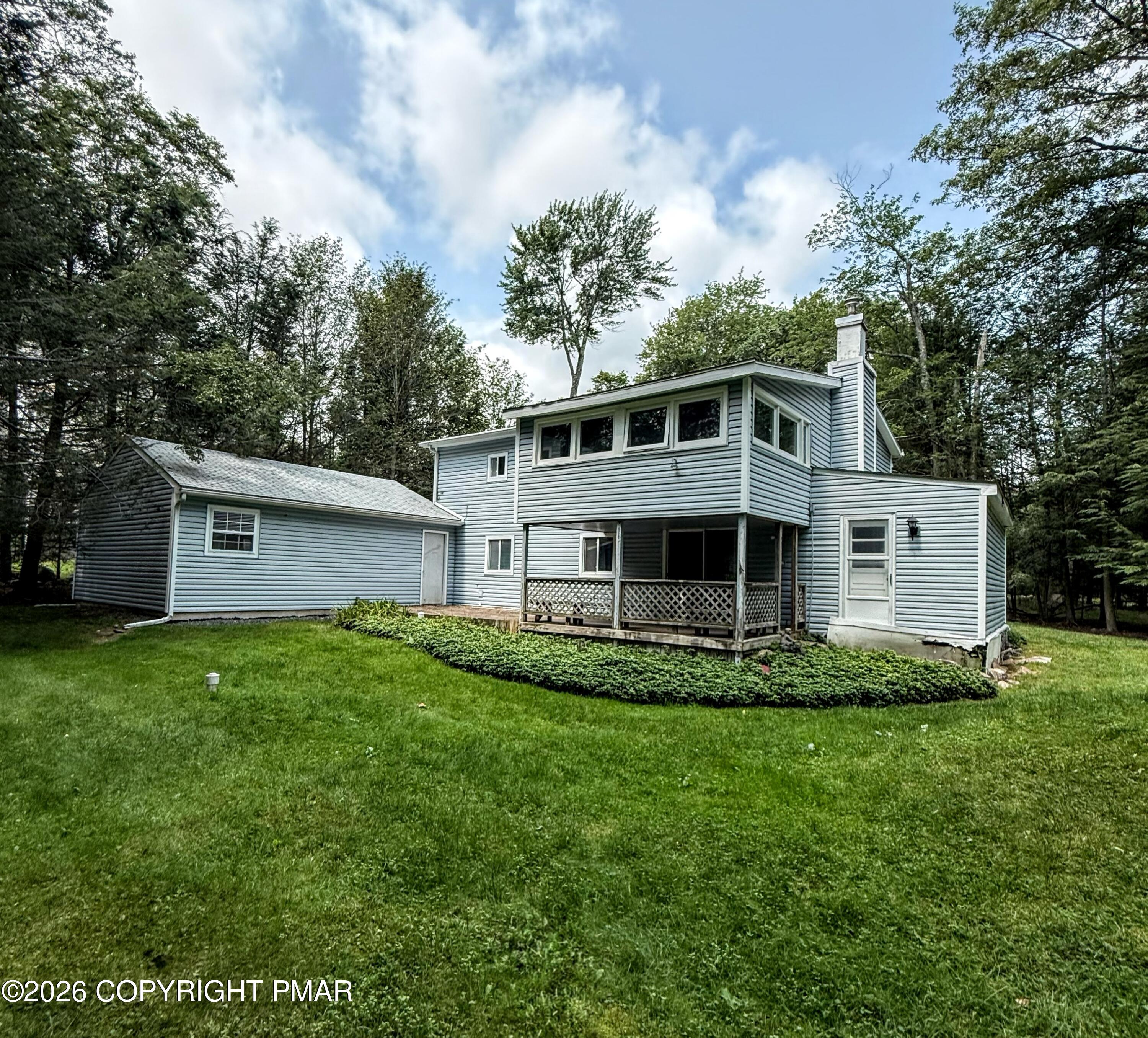 304 Leaf Street Property Photo 8