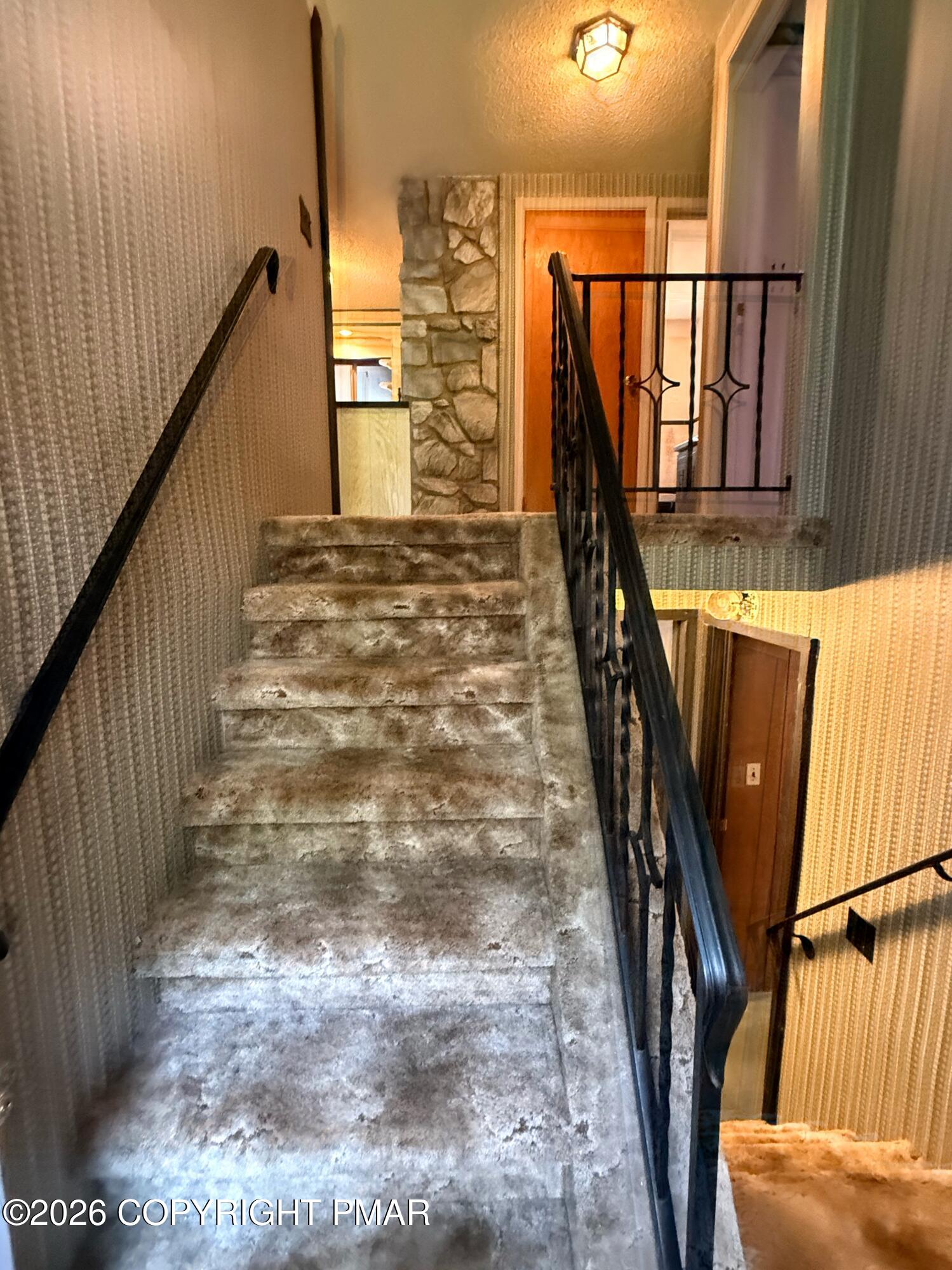 304 Leaf Street Property Photo 18