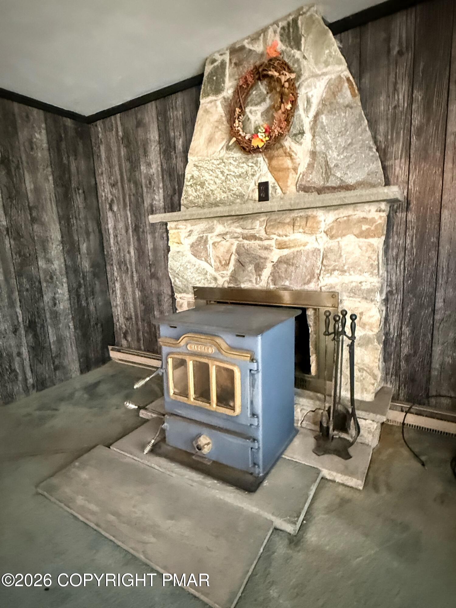 304 Leaf Street Property Photo 43
