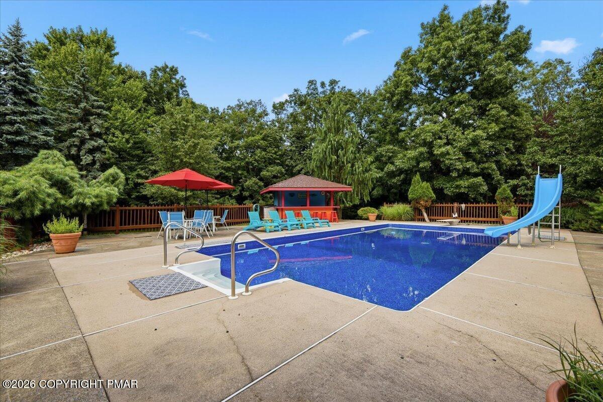 13 Jonathans Way Property Photo 2