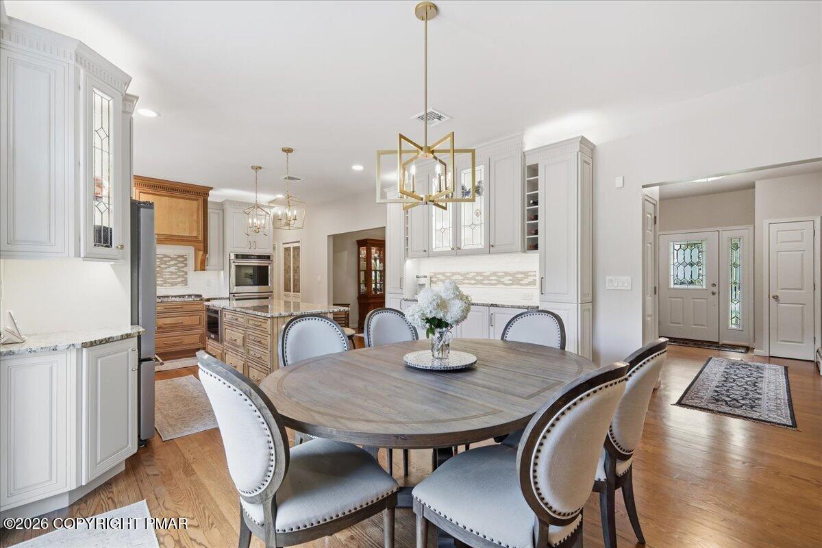 13 Jonathans Way Property Photo 7