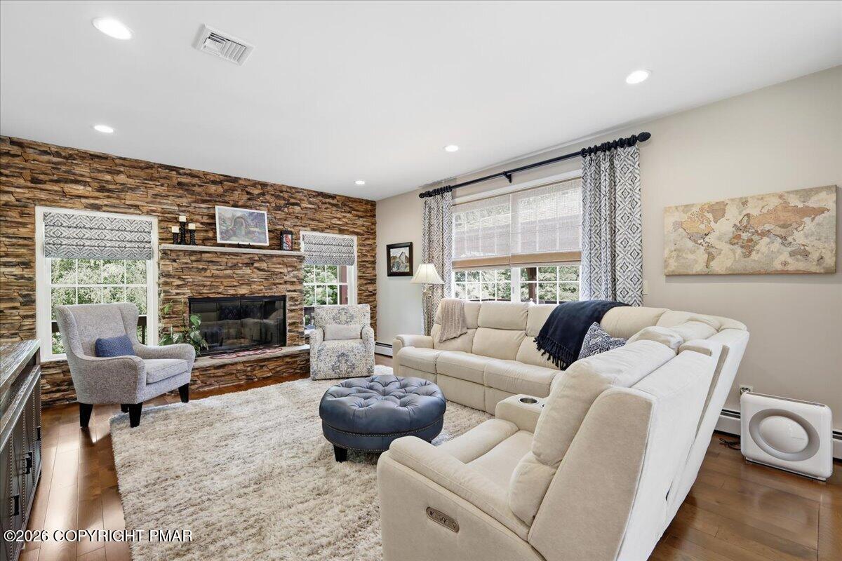 13 Jonathans Way Property Photo 18
