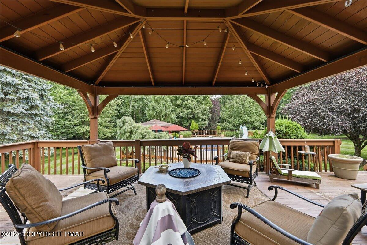 13 Jonathans Way Property Photo 68