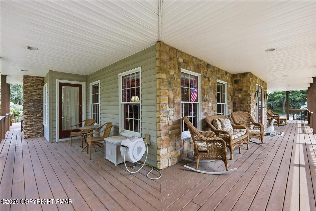 13 Jonathans Way Property Photo 73