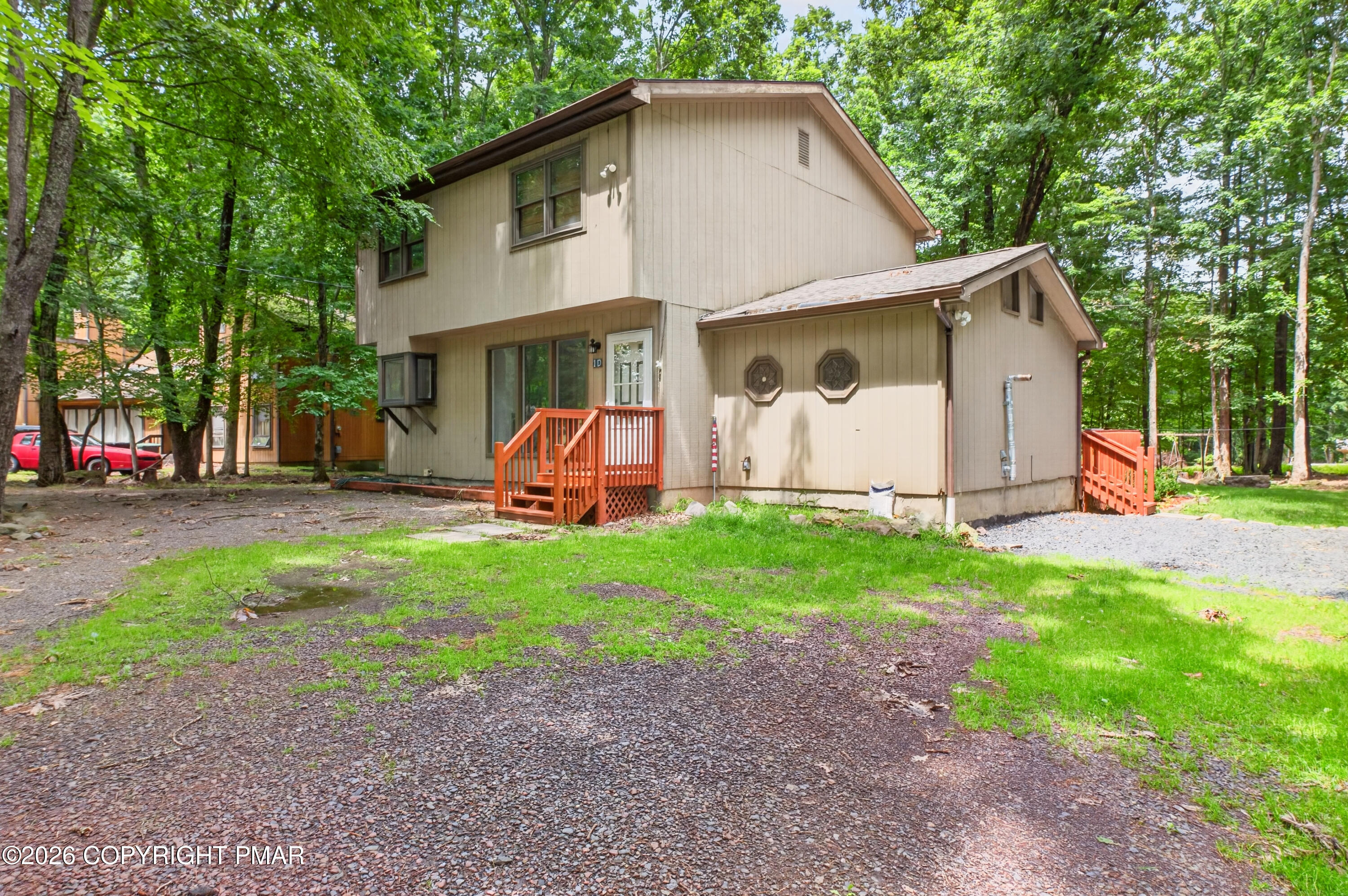 3232 Greenbriar Drive Property Photo 5