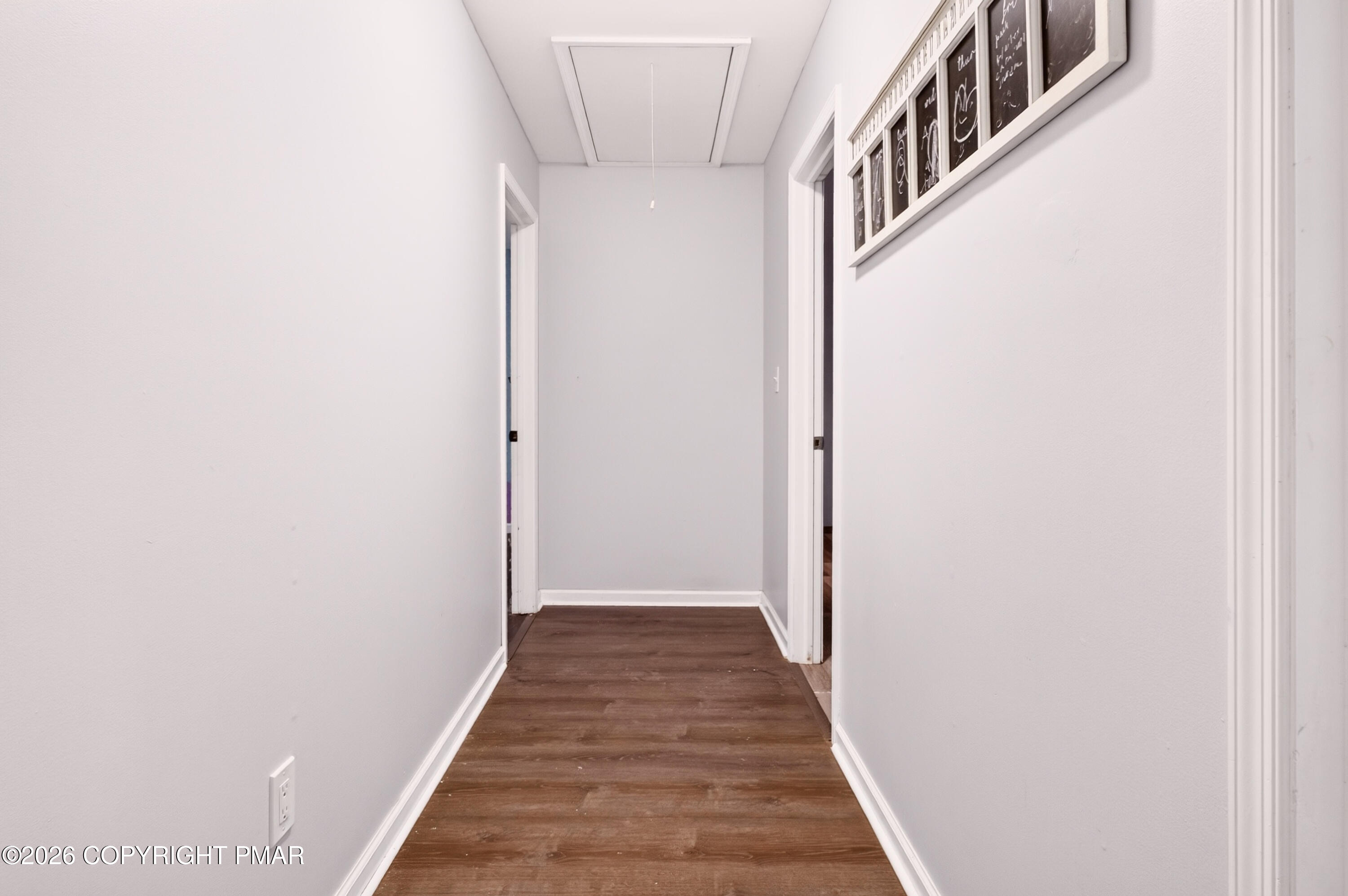 3232 Greenbriar Drive Property Photo 27