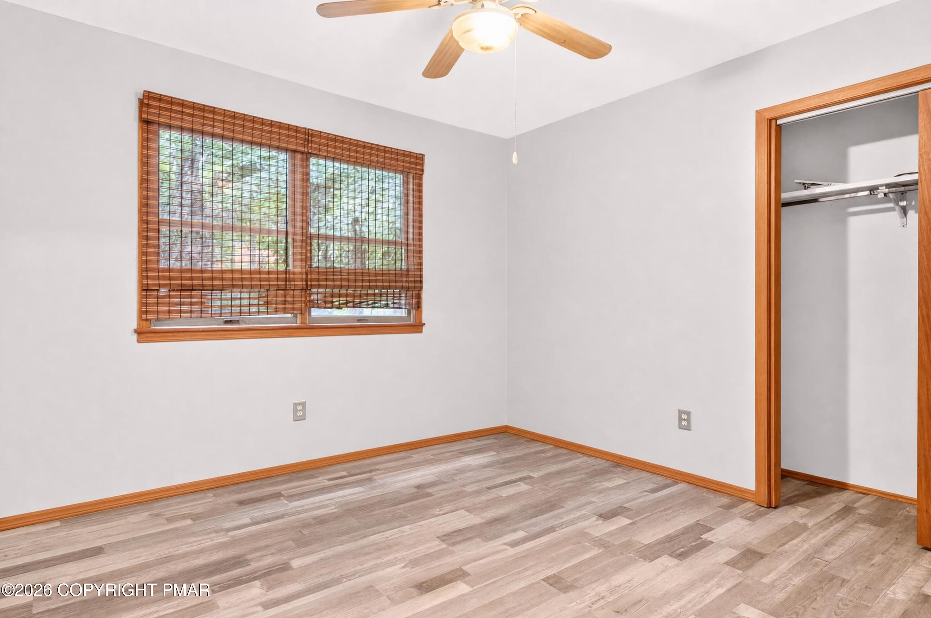 3232 Greenbriar Drive Property Photo 28