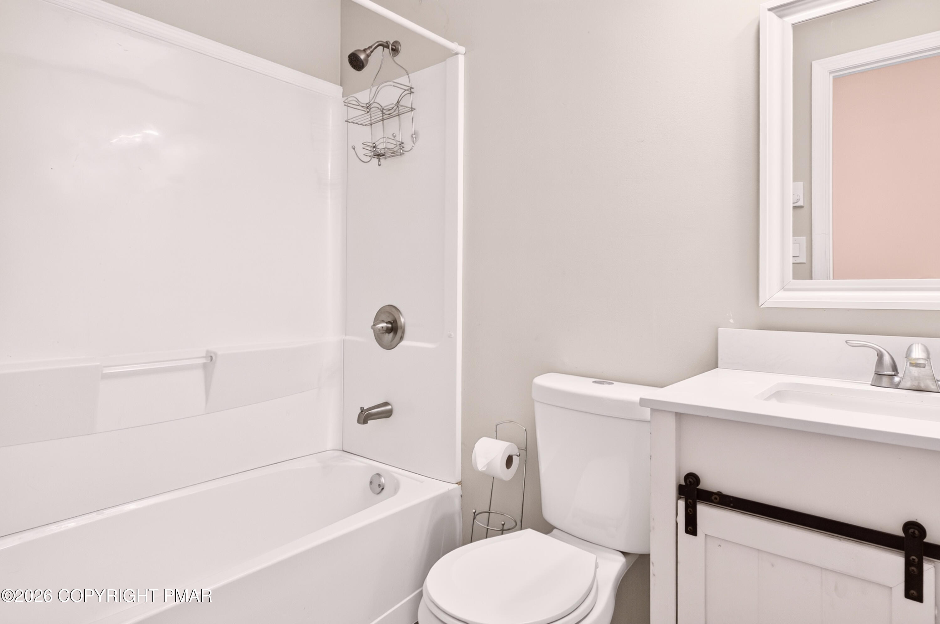 3232 Greenbriar Drive Property Photo 31