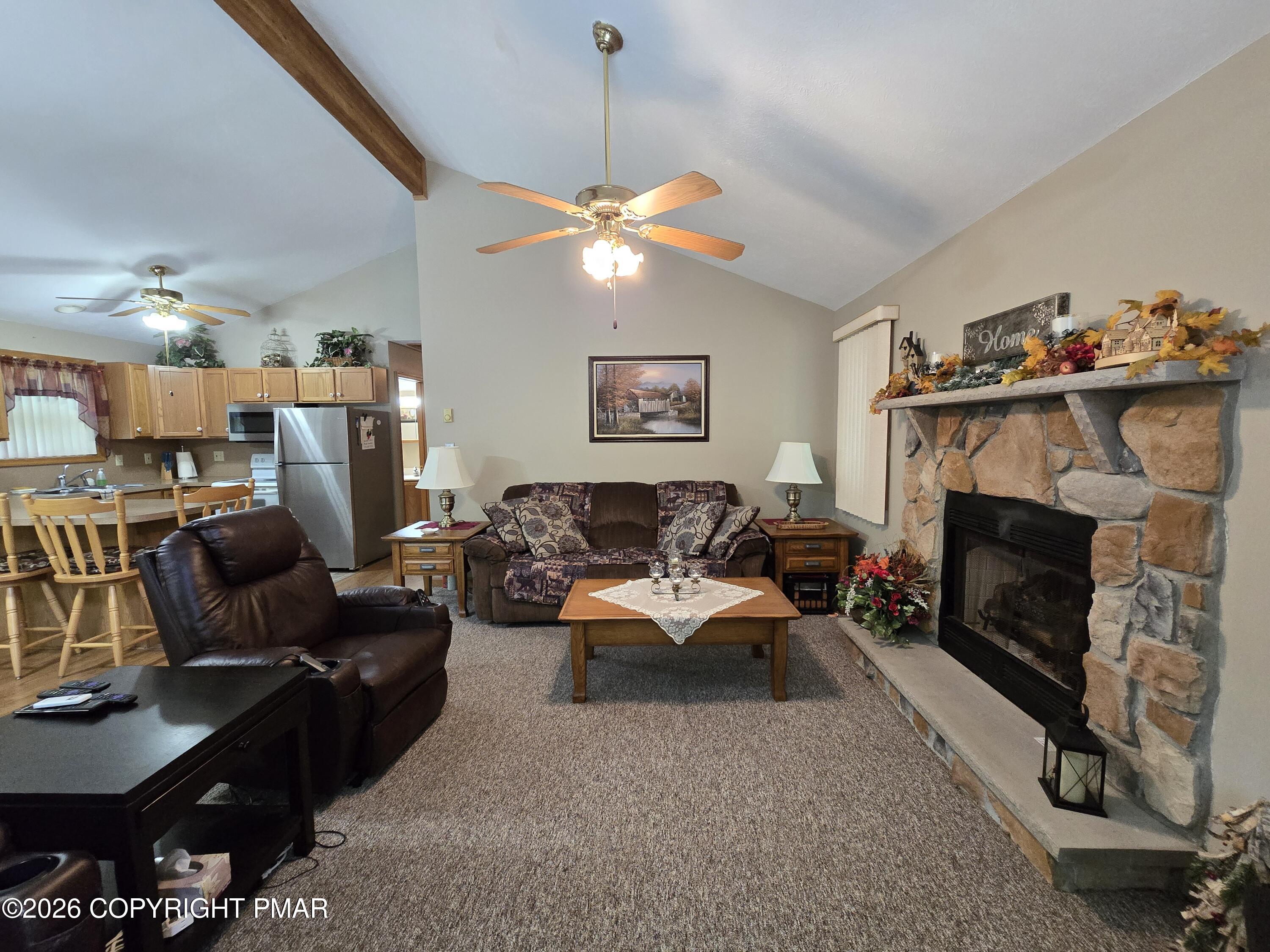 143 Keats Lane Property Photo 6