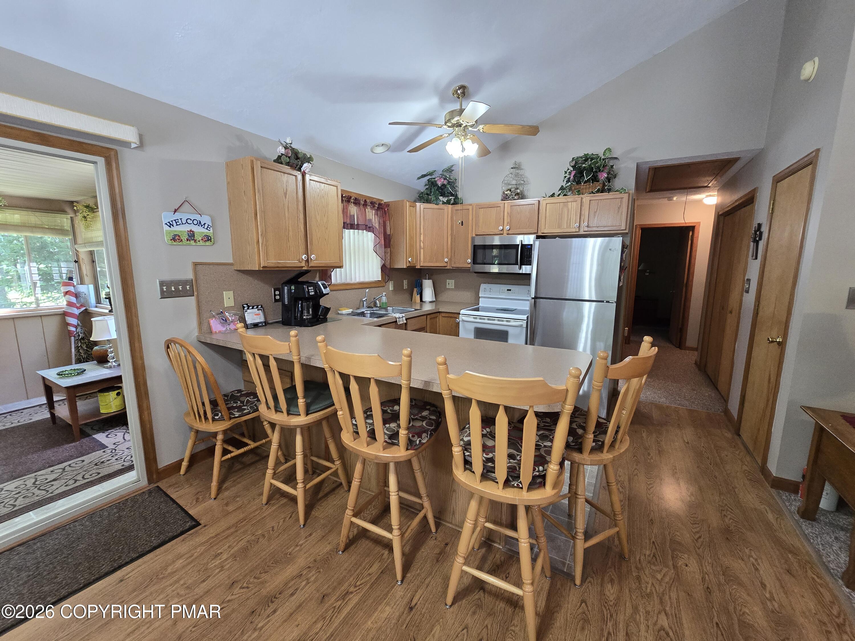 143 Keats Lane Property Photo 10