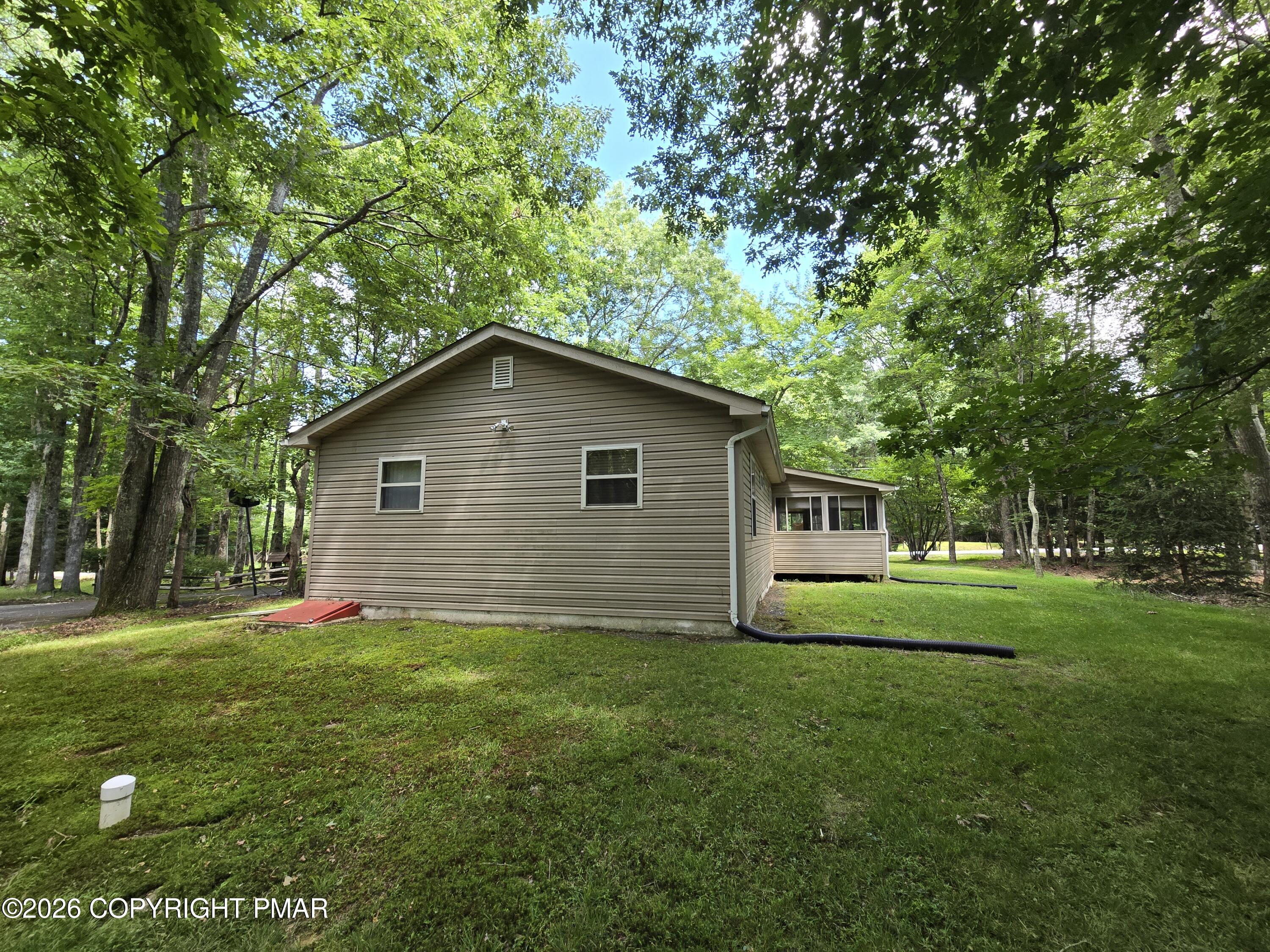 143 Keats Lane Property Photo 23