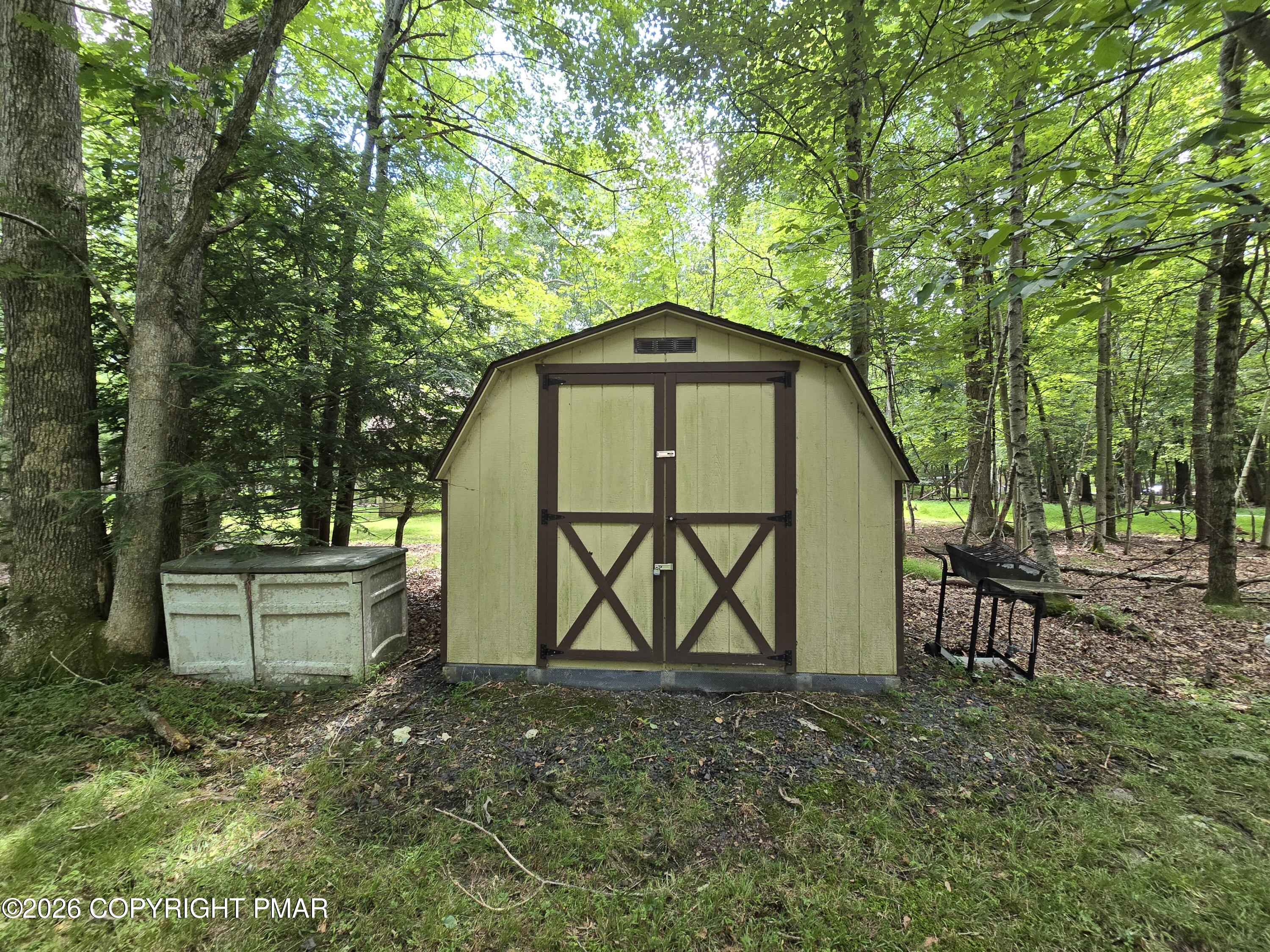 143 Keats Lane Property Photo 24