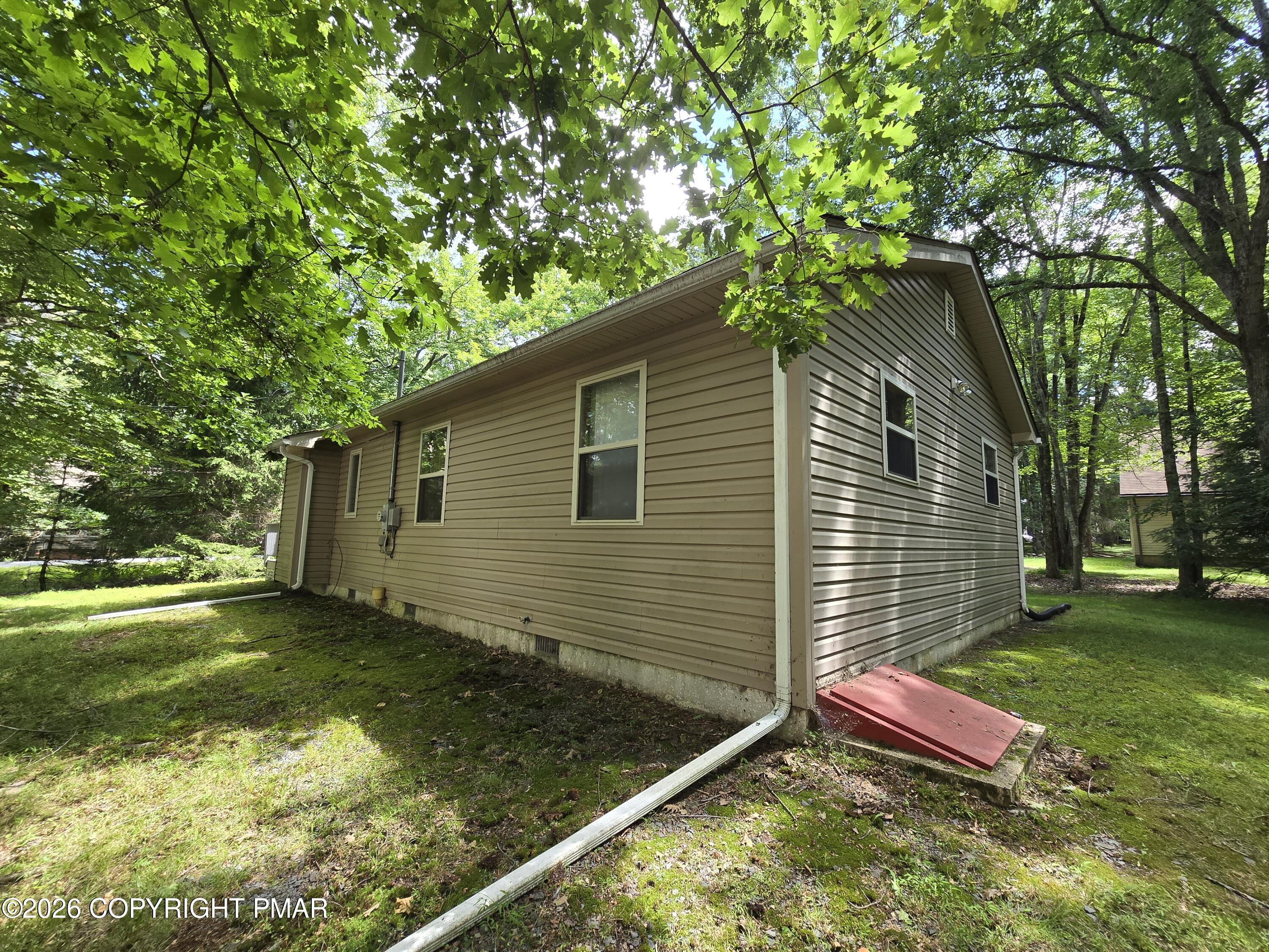 143 Keats Lane Property Photo 26